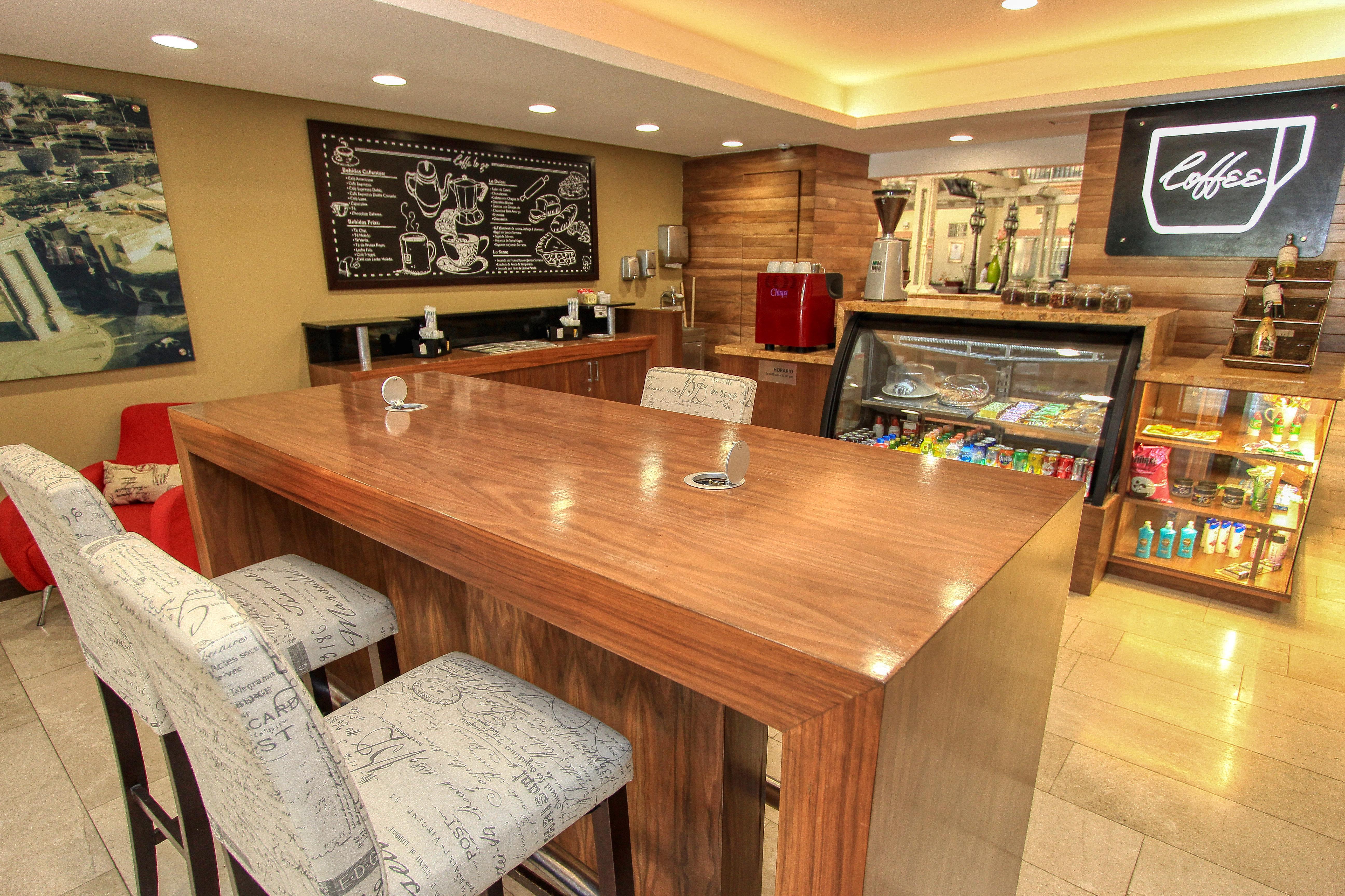 Holiday Inn Leon By Ihg מראה חיצוני תמונה