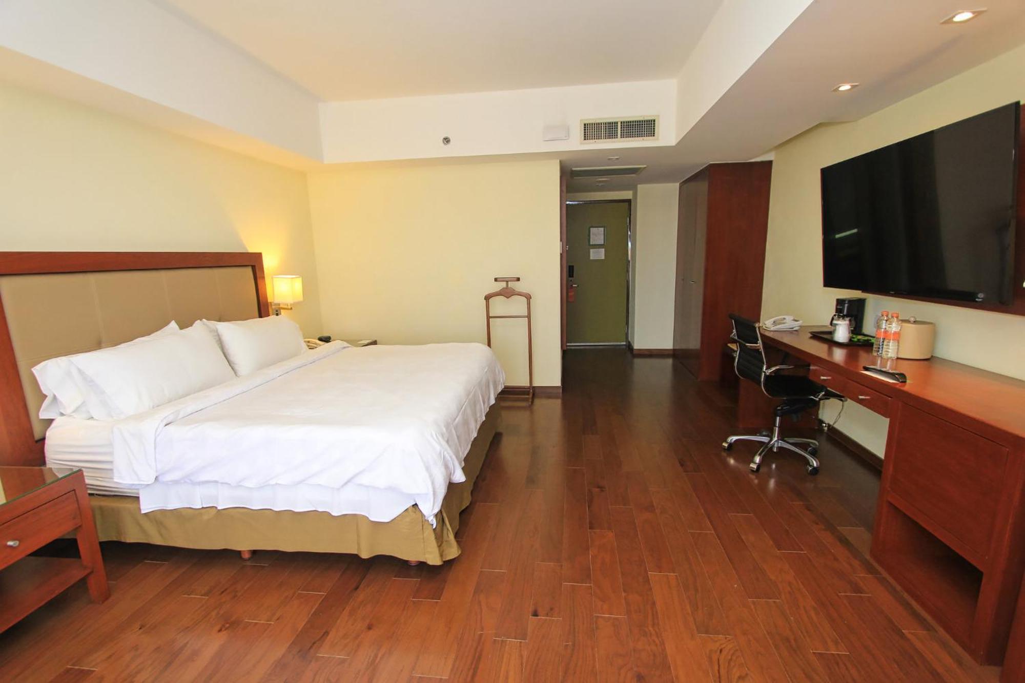 Holiday Inn Leon By Ihg מראה חיצוני תמונה